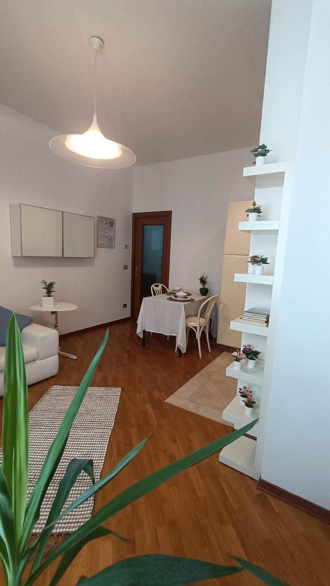 Loving My Rooms 2 - Delizioso Appartamento In Centro โกริเซีย ภายนอก รูปภาพ